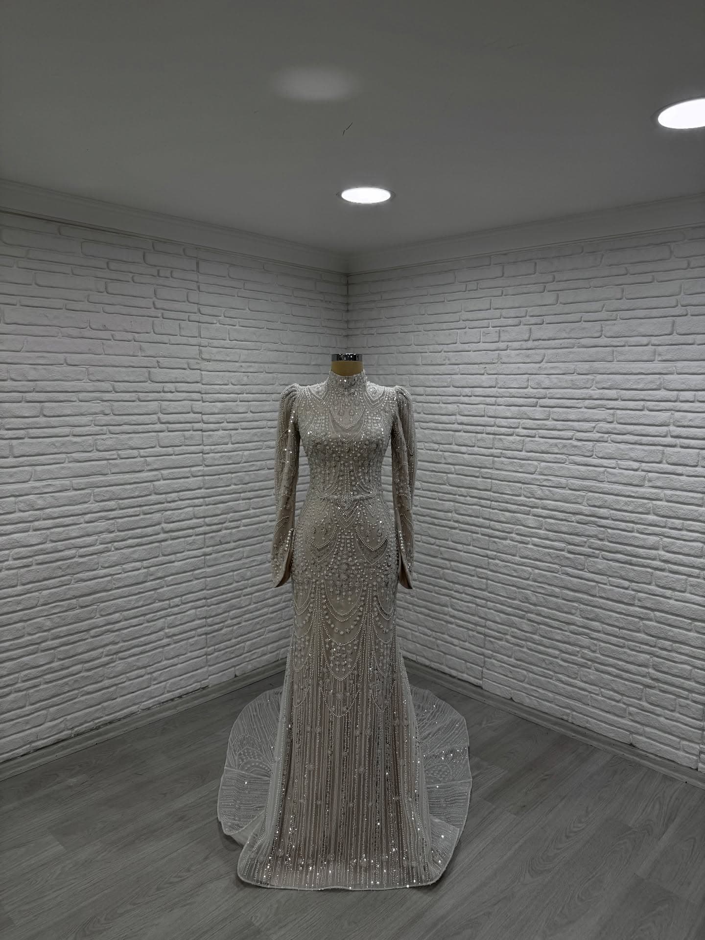 White Podium Mermaid Wedding Dress 2026-32
