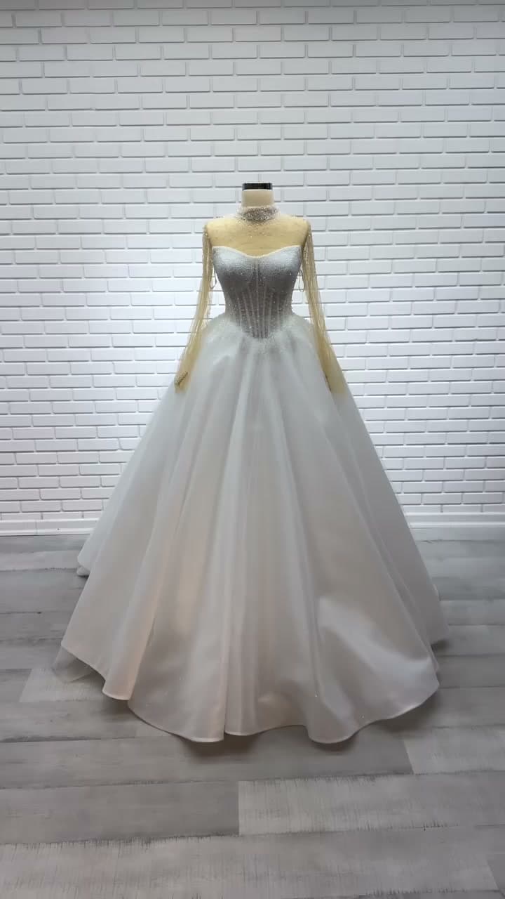 White Podium Princess Wedding Dress 2026-46