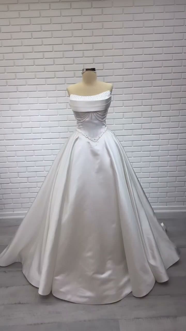 White Podium Princess Wedding Dress 2026-65