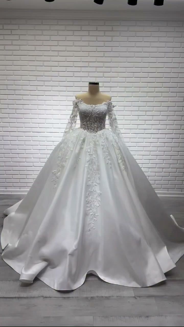 White Podium Princess Wedding Dress 2026-73