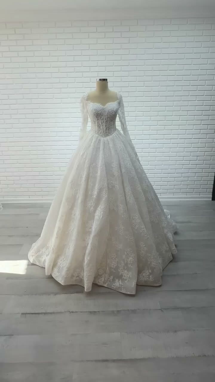 White Podium Princess Wedding Dress 2026-82